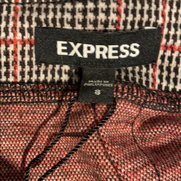 Express plaid mini skirt in red, white and black - Picture 9 of 12
